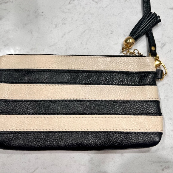 wristlet leather bag - Picture 2 of 8